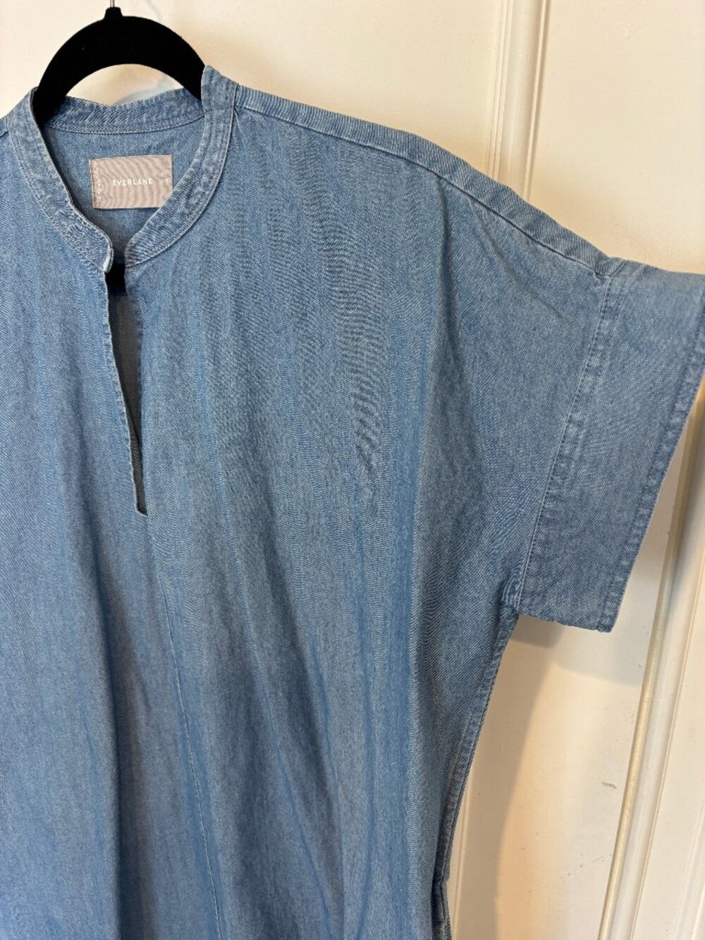 Everlane Split-Collar Denim Dress (10) - Picture 4 of 7